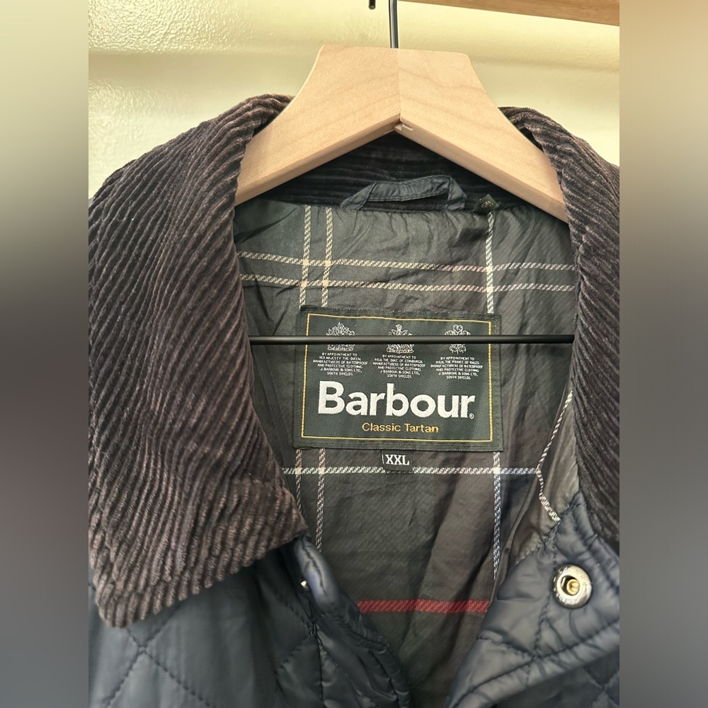 Barbour Quilted Jacket - Navy and Black - Picture 5 of 6